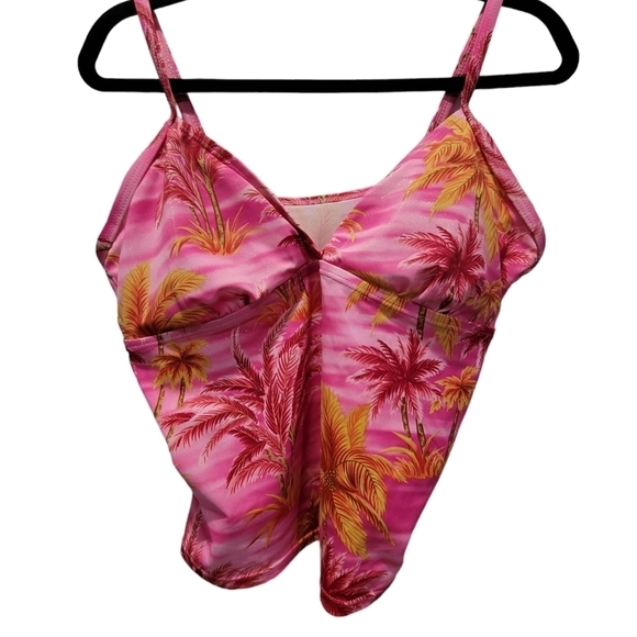 16W Tropical Swim Suit Top with Built in Bra - Picture 1 of 6